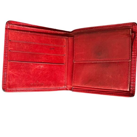 Louis Vuitton Epi Leather Bifold Wallet Red Unisex - Picture 2 of 5